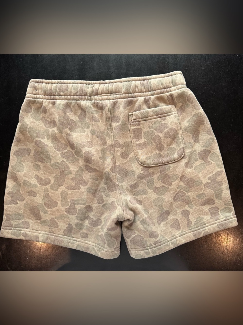 Abercrombie & Fitch Soft & Essential Camo Fleece Sweat Shorts - Picture 8 of 8